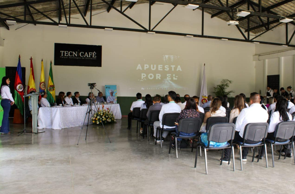 La Fundación Empresa Familiar de Castilla y León firma un Memorando de Entendimiento con el Servicio Nacional de Aprendizaje de Colombia